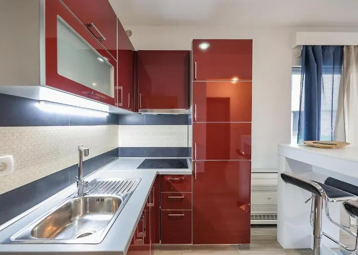 Boutique Blitz 1 * 비빈제