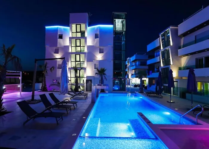 Boutique Blitz 1 Бибинье